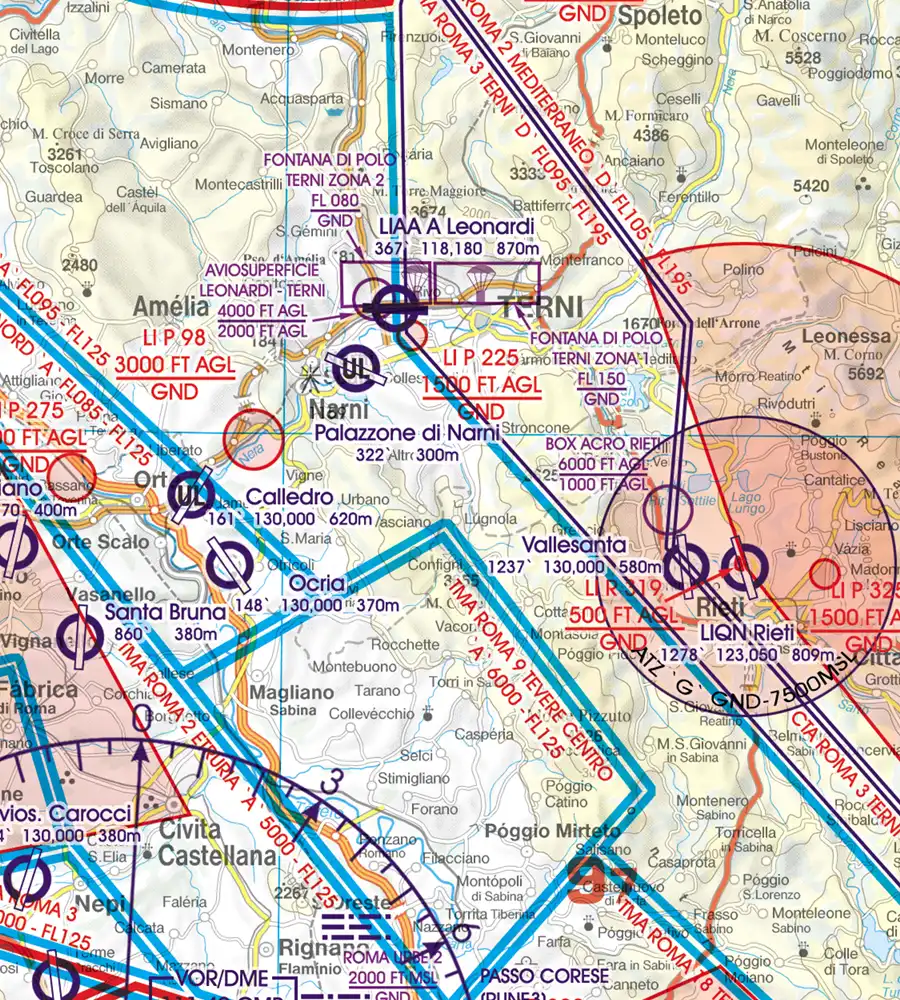 Zones d'activités récréatives aériens sur la carte aéronautique de l'Italie en 500k