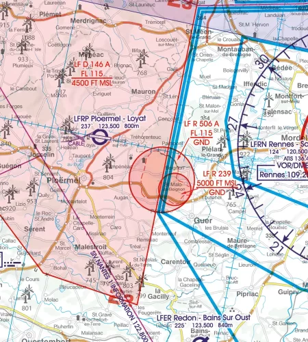 Zone de restriction de vol en 500k sur la carte aéronautique de la France
